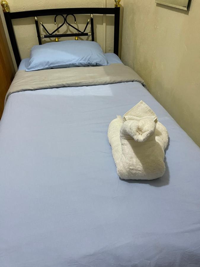 Janessa'S Dwellery Bed & Breakfast Port Vila Exterior photo